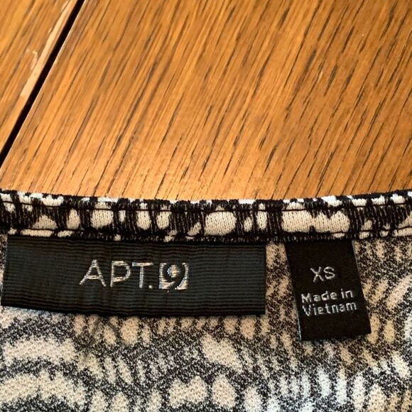 APT 9 Dress Women’s XS Black White Print Short cuffed Sleeve Faux Wrap Medium. - Picture 8 of 15